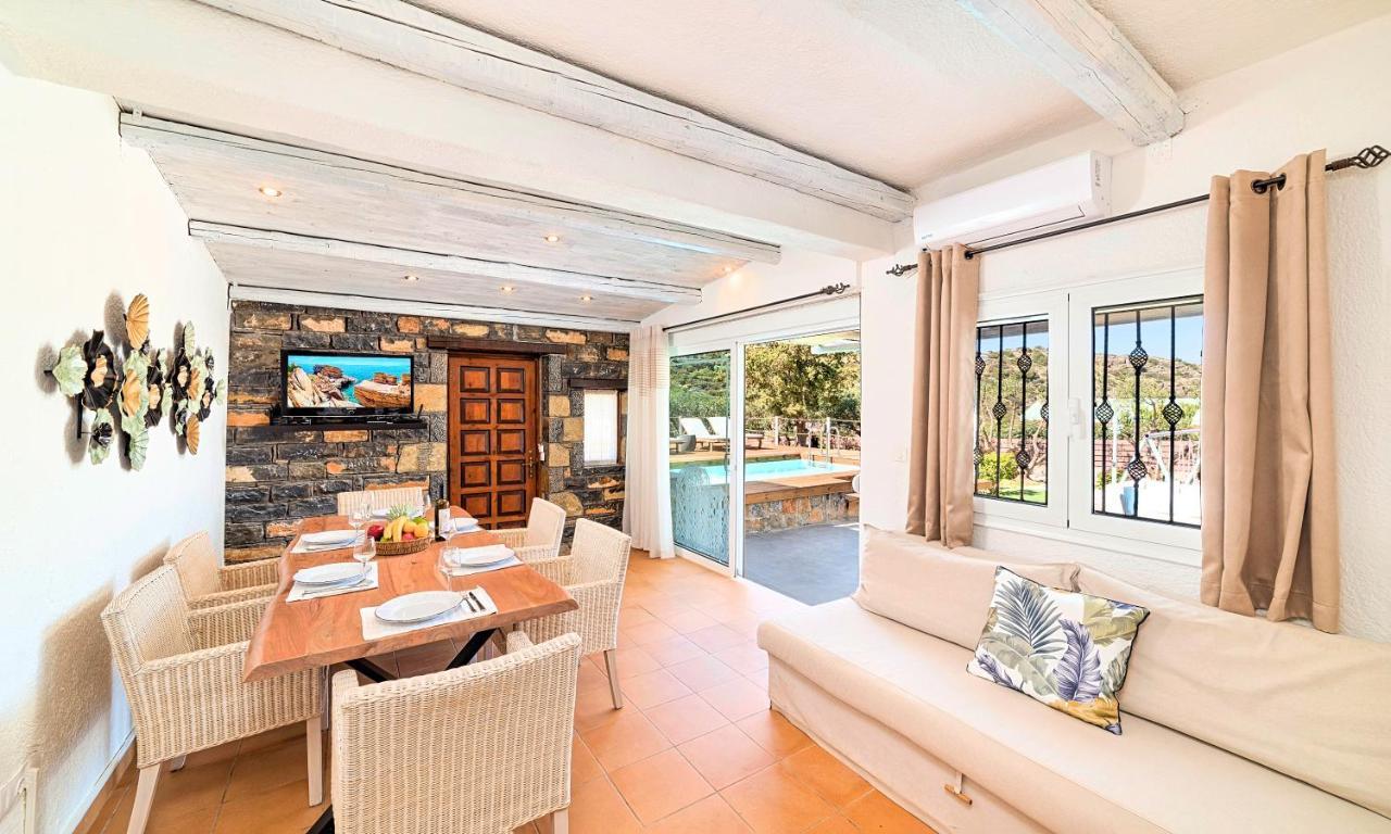 Cretan Lodge Heated Pool Ágios Nikólaos 외부 사진